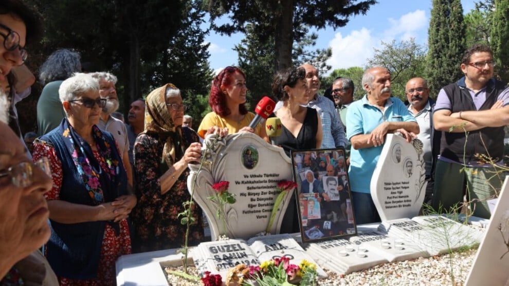 cumartesi-annesi-guzel-sahin-mezari-basinda-anildi