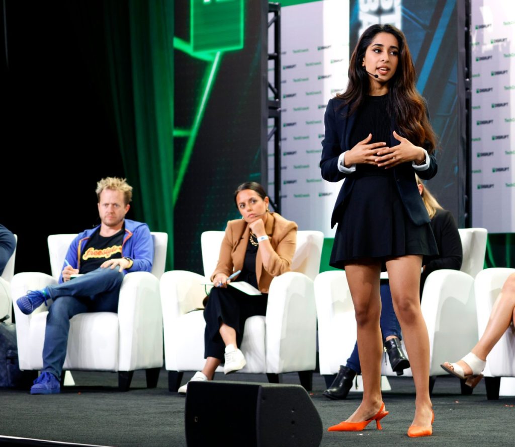 the-next-wave-of-vcs-judging-startup-battlefield-at-disrupt-2026-|-techcrunch