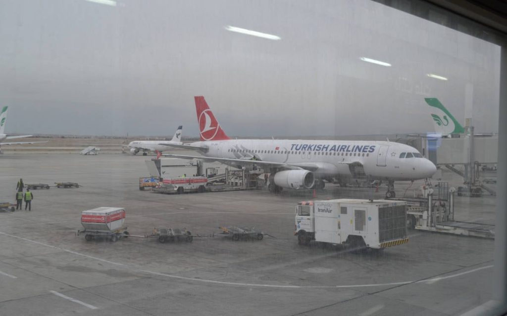 turkey’s-major-airlines-suspend-flights-to-iran-after-us-sanctions-move