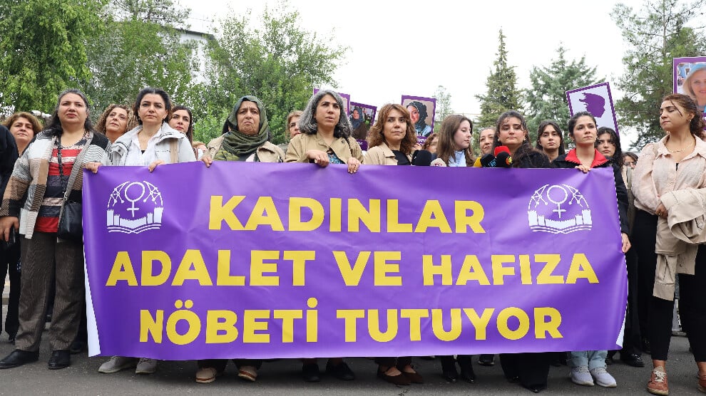 kadin-adalet-ve-hafiza-nobeti-basladi