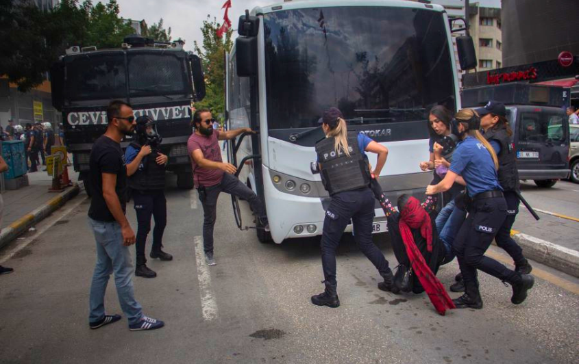constitutional-court-finds-rights-violation-in-van’s-recurring-protest-bans