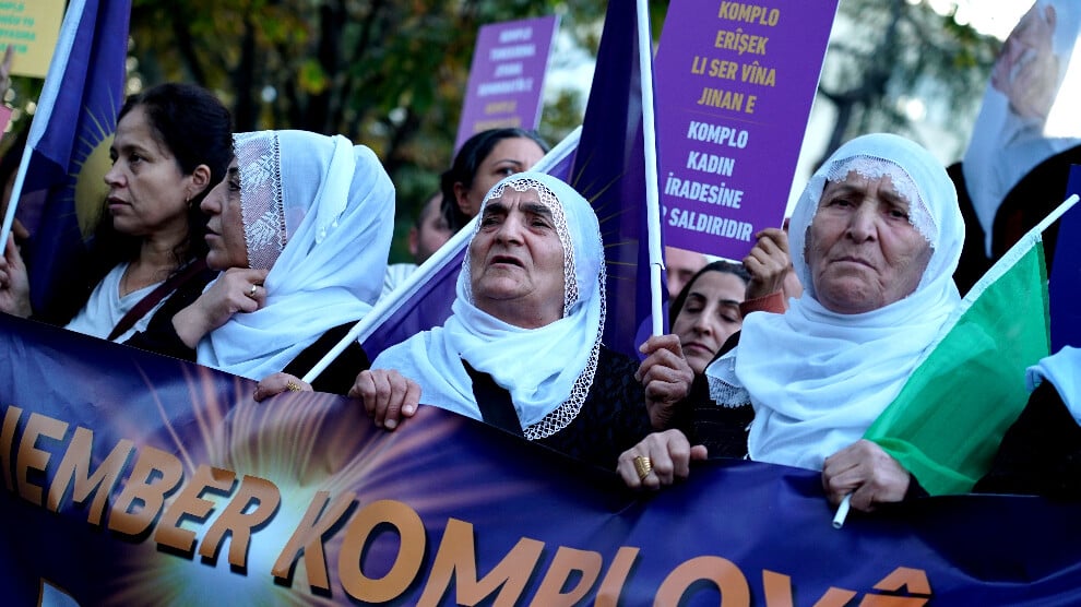 9-ekim-komplosu-istanbul’da-protesto-edildi:-sayin-ocalan’in-ozgurlugu-ertelenemez!