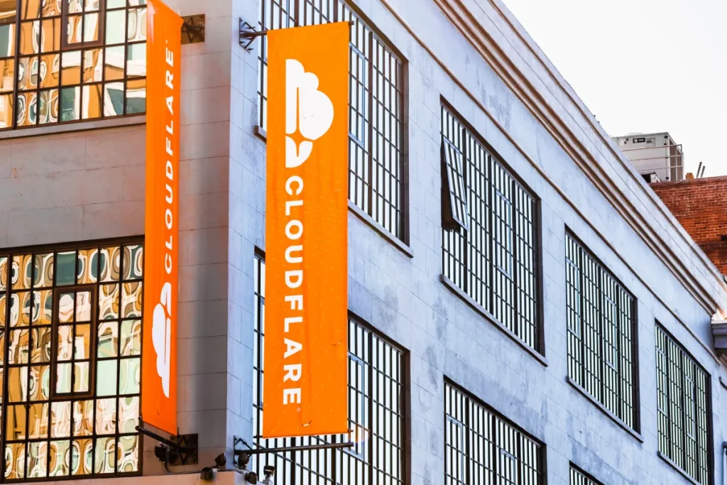 cloudflare-acquires-deno-to-improve-its-workers-programming-model-|-techcrunch