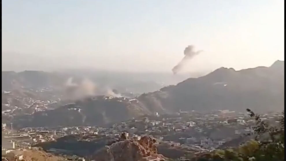taiz’de-husi-kusatmasi-sikilasiyor:-24-saatte-60’tan-fazla-kisi-oldu