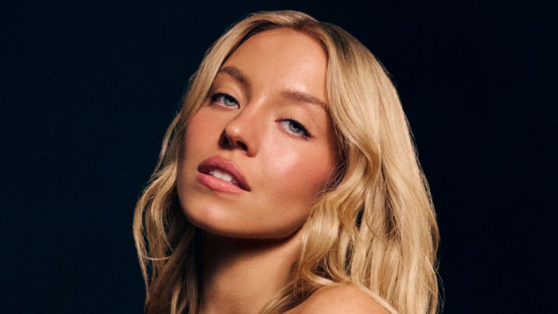 sydney-sweeney’s-topless-novig-advertisement-sparks-debate-over-body-image-and-women-in-sport