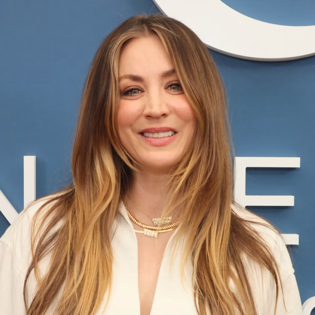kaley-cuoco-shares-adorable-photos-of-newborn-daughter-philomena-meeting-family-dog-dolly
