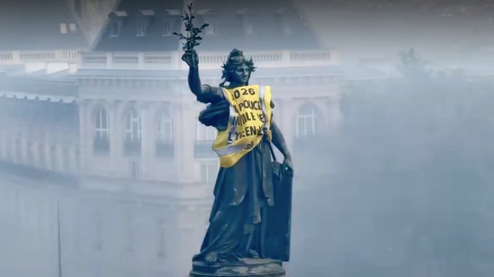 fransa’da-protestolarin-bilancosu-agirlasiyor:-1800-gozalti