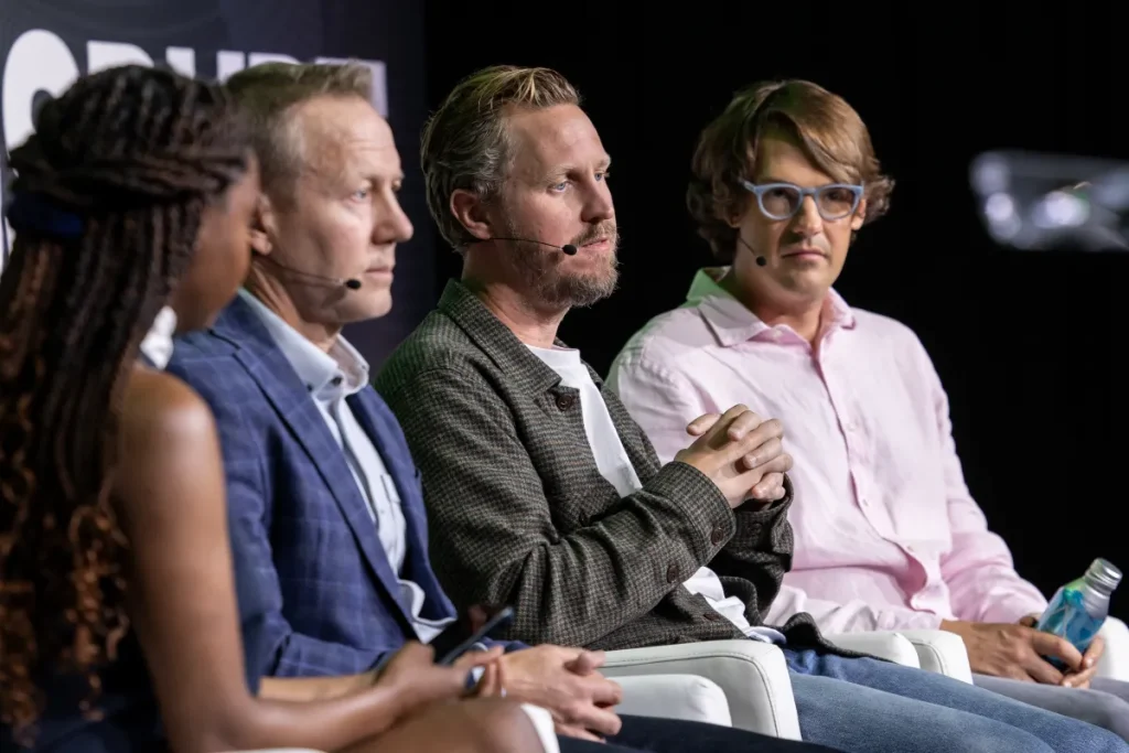 the-secret-to-fast-startup-growth-isn’t-early-sales,-top-names-in-tech-say-|-techcrunch